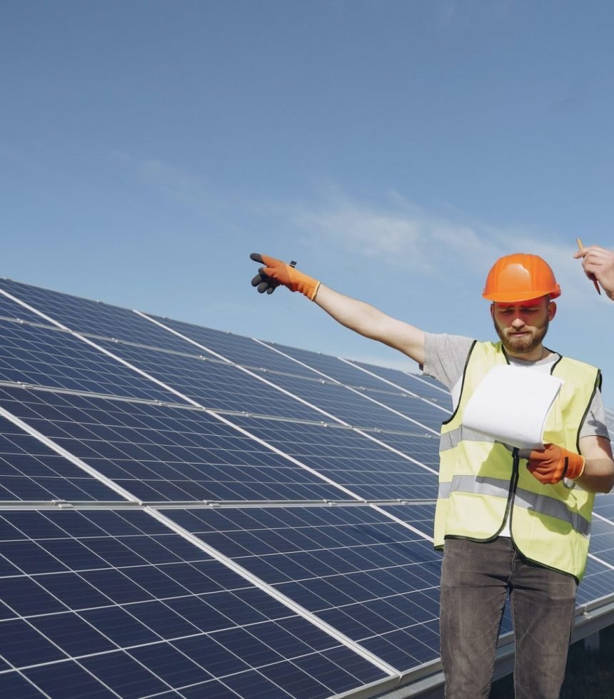 foreman-and-businessman-at-solar-energy-station-e1641315009879.jpg